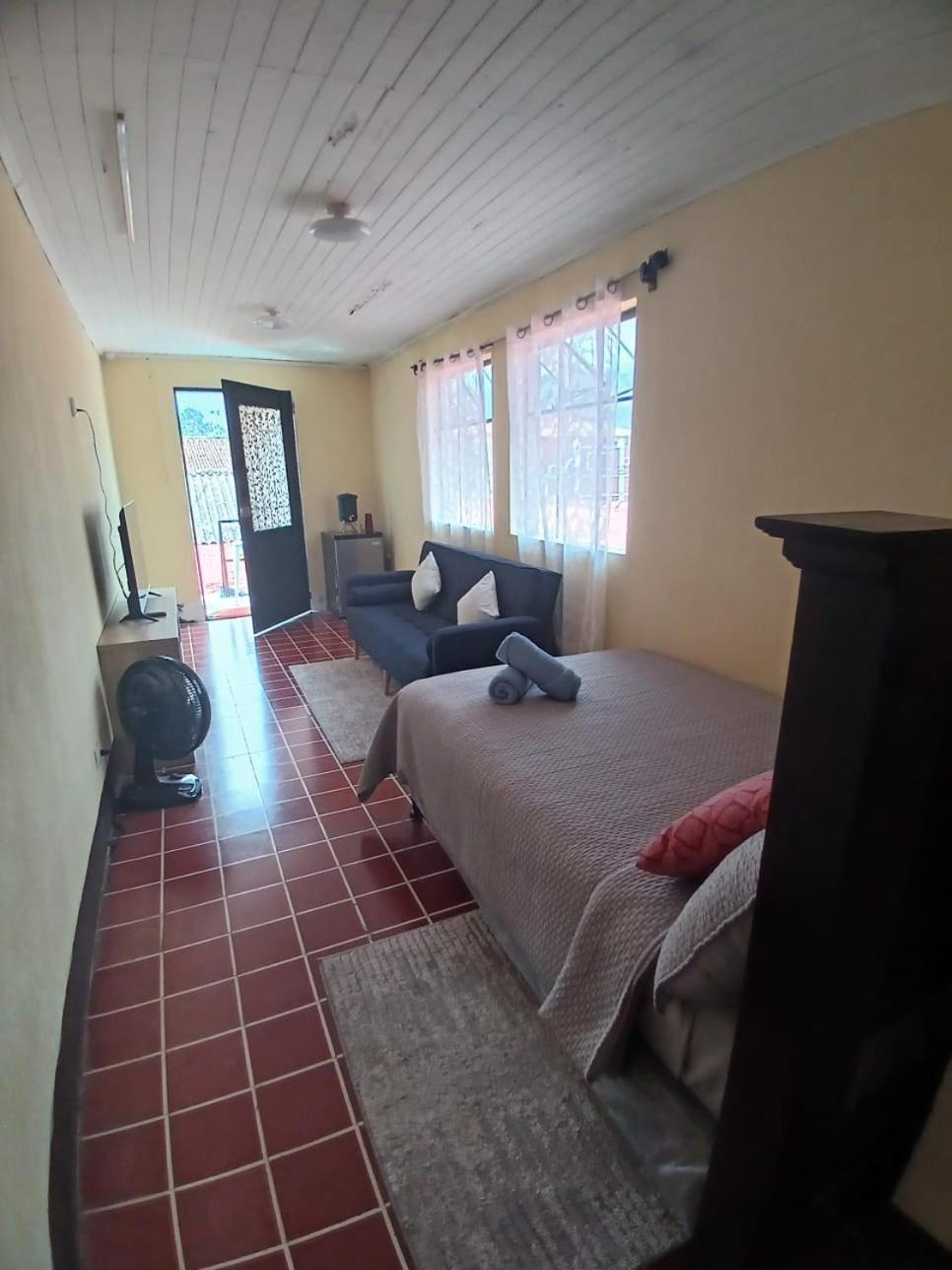 One Day Trip Hostel Antigua Exterior photo